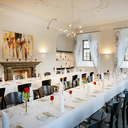Hotel Schloss Lautrach