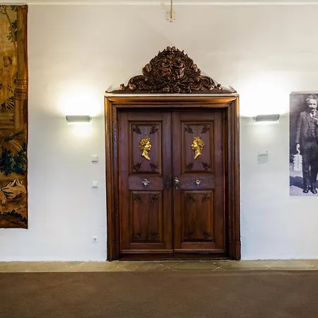 Schloss Hotel