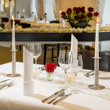 Hotel Schloss 4*