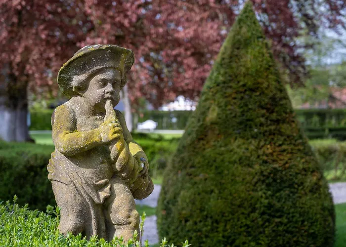 Hotel Schloss 4*