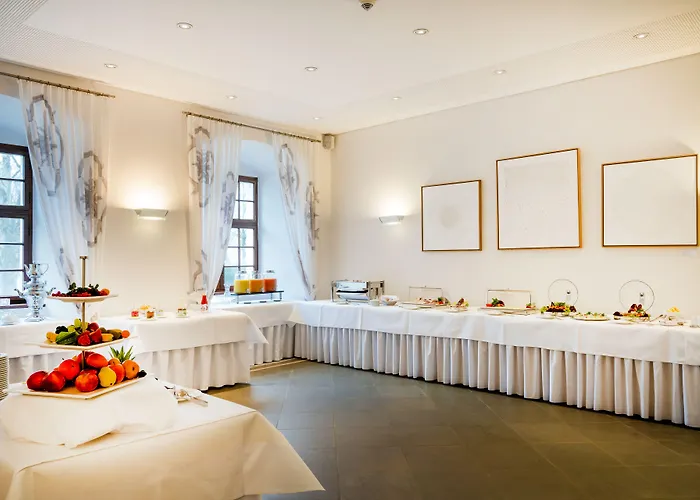 Hotel Schloss 4*